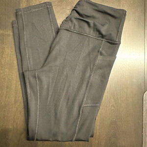 Nwot Victoria Secret - Rushed Front - 24" black leggings Size M